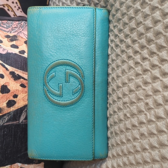 Gucci Handbags - GUCCI Soho Leather Wallet